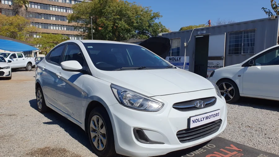 Used 2018 Hyundai Accent sedan 1.6 Glide - Nolly Motors Used 2018 Hyundai Accent sedan 1.6 Glide - Nolly Motors