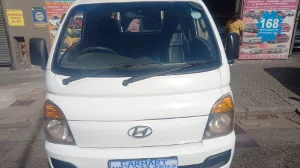 Used  2013 Hyundai H-100 Bakkie 2.6D tipper (aircon)
