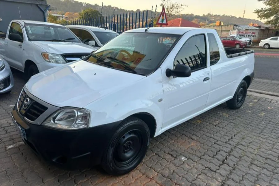 Used 2017 Nissan NP200 1.6i - Happy DC Motors Used 2017 Nissan NP200 1.6i - Happy DC Motors