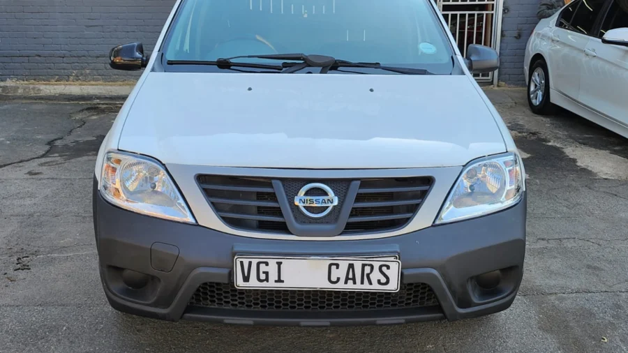 Used  2016 Nissan NP200 1.6i safety pack - Venture Giant Investment