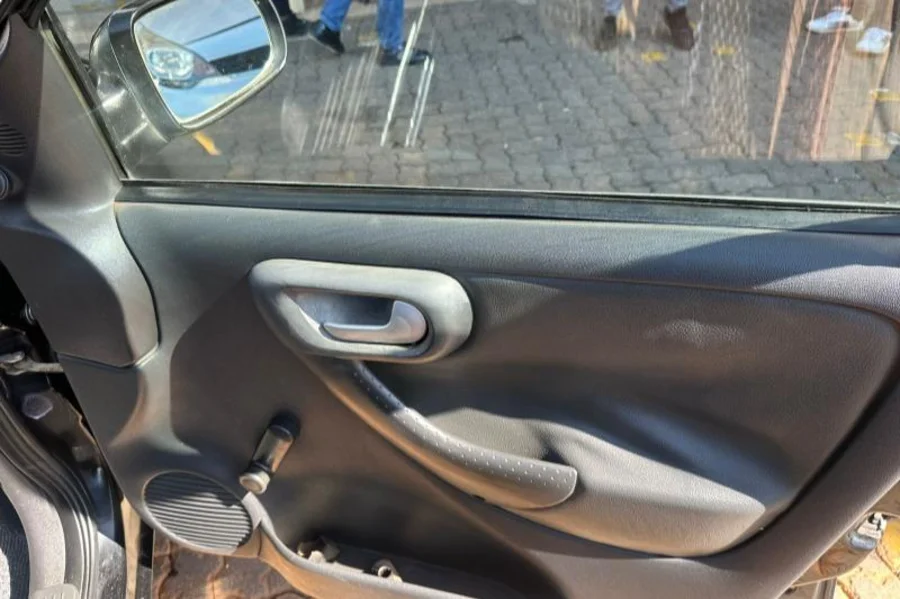 Used  2010 Opel Corsa Utility 1.4 - Happy DC Motors