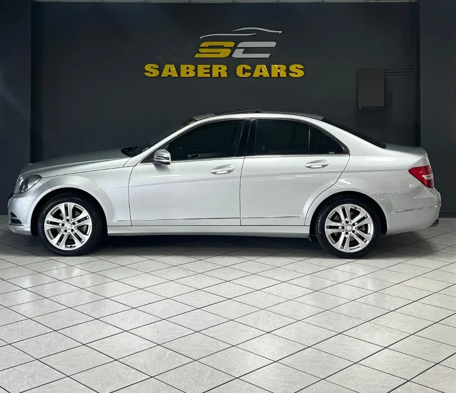 Used  2014 Mercedes Benz C-Class C200 Avantgarde auto - Saber Cars