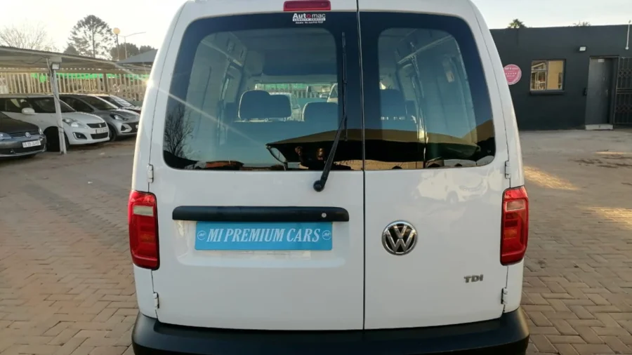 Used 2017 VW Caddy Maxi 2.0TDI panel van - MI Premium Cars Used 2017 VW Caddy Maxi 2.0TDI panel van - MI Premium Cars