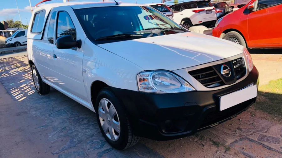 Used  2019 Nissan NP200 1.6i safety pack - SG Cars