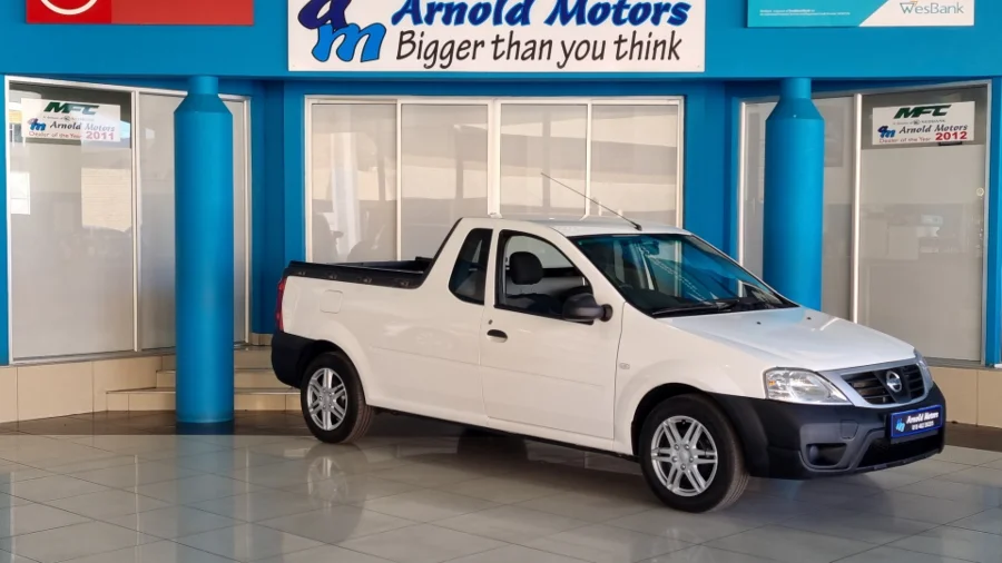 Used  2022 Nissan NP200 1.6i Stealth - Arnold Motors CC