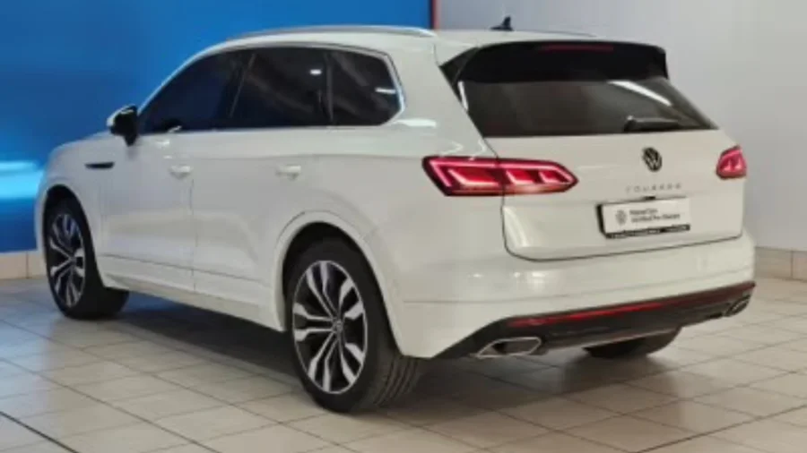 Demo 2025 VW Touareg V6 TDI Executive R-Line - McCarthy VW Menlyn Demo 2025 VW Touareg V6 TDI Executive R-Line - McCarthy VW Menlyn