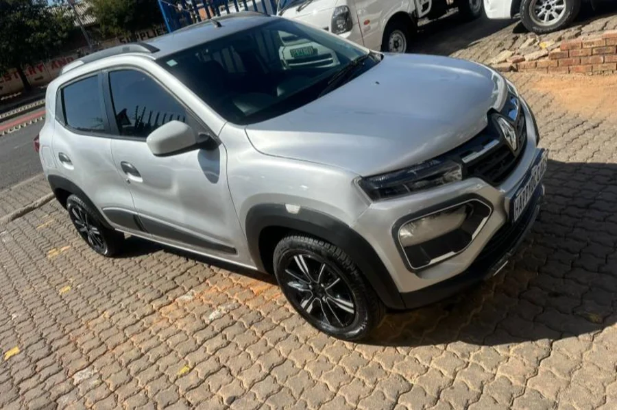 Used 2022 Renault Kwid 1.0 Expression - Happy DC Motors Used 2022 Renault Kwid 1.0 Expression - Happy DC Motors