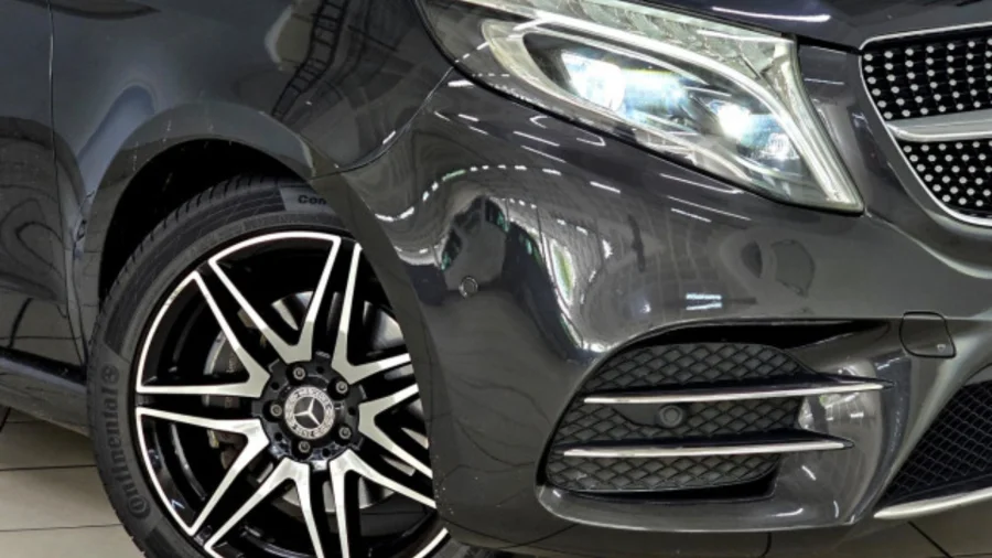 Demo 2022 Mercedes Benz V-Class V300d Exclusive - McCarthy VW Menlyn Demo 2022 Mercedes Benz V-Class V300d Exclusive - McCarthy VW Menlyn