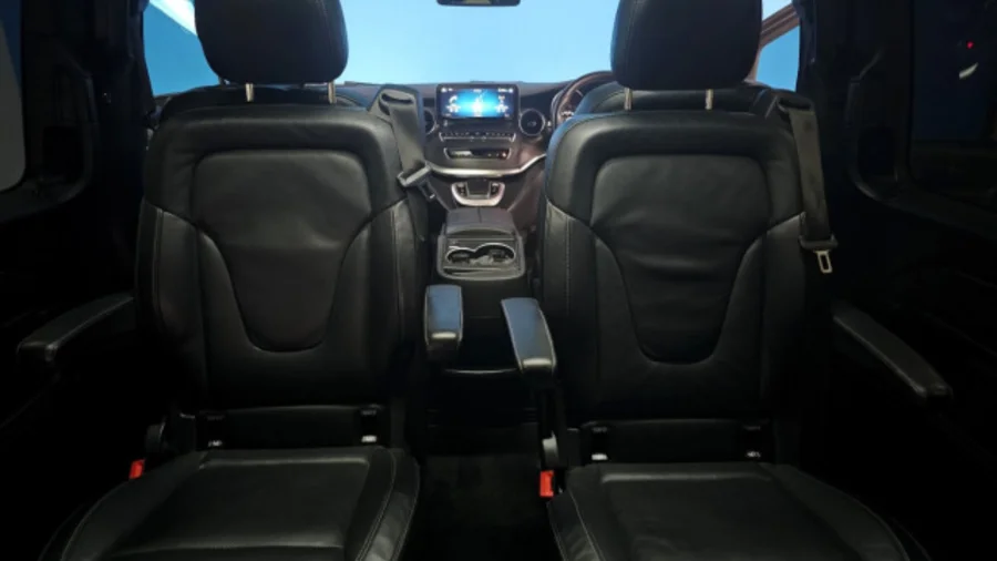Demo 2022 Mercedes Benz V-Class V300d Exclusive - McCarthy VW Menlyn Demo 2022 Mercedes Benz V-Class V300d Exclusive - McCarthy VW Menlyn