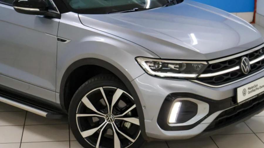 Demo 2024 VW T-Roc 2.0TSI 4Motion R-Line - McCarthy VW Menlyn Demo 2024 VW T-Roc 2.0TSI 4Motion R-Line - McCarthy VW Menlyn