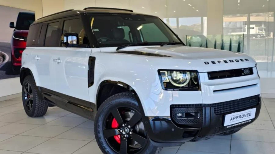 Used  2023 Land Rover Defender 110 D300 X-Dynamic HSE - Auto Luxus