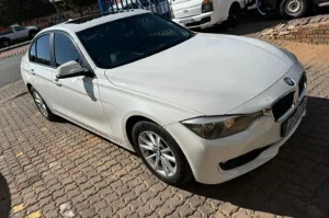 Used  2012 BMW 3 Series 320i auto