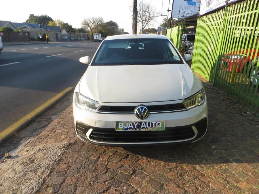 Used  2023 VW Polo hatch 1.0TSI Life manual - Skyview Autos