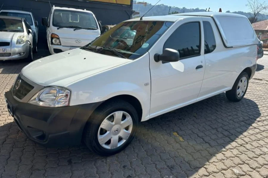 Used 2022 Nissan NP200 1.6i safety pack - Happy DC Motors Used 2022 Nissan NP200 1.6i safety pack - Happy DC Motors