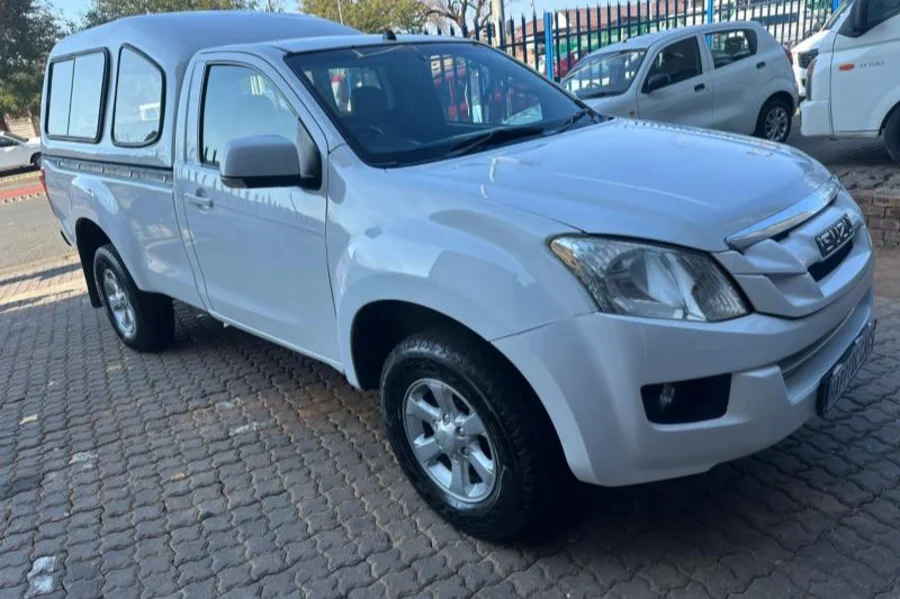 Used 2014 Isuzu KB 250D-Teq Fleetside - Happy DC Motors Used 2014 Isuzu KB 250D-Teq Fleetside - Happy DC Motors