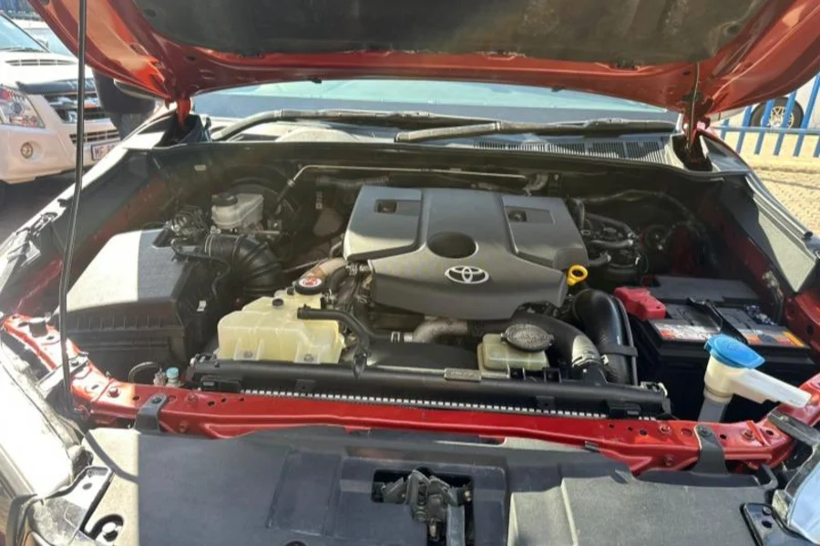 Used  2020 Toyota Hilux 2.8GD-6 double cab 4x4 Legend auto (de-spec 21) - Happy DC Motors