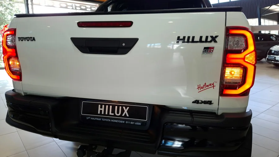 New 2025 Toyota Hilux 2.8GD-6 double cab 4x4 GR-Sport - Halfway Toyota Honeydew New 2025 Toyota Hilux 2.8GD-6 double cab 4x4 GR-Sport - Halfway Toyota Honeydew