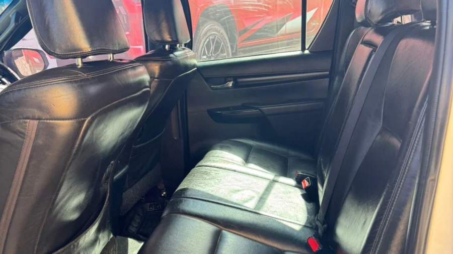 Used  2016 Toyota Hilux 2.8GD-6 double cab Raider auto - SG Cars