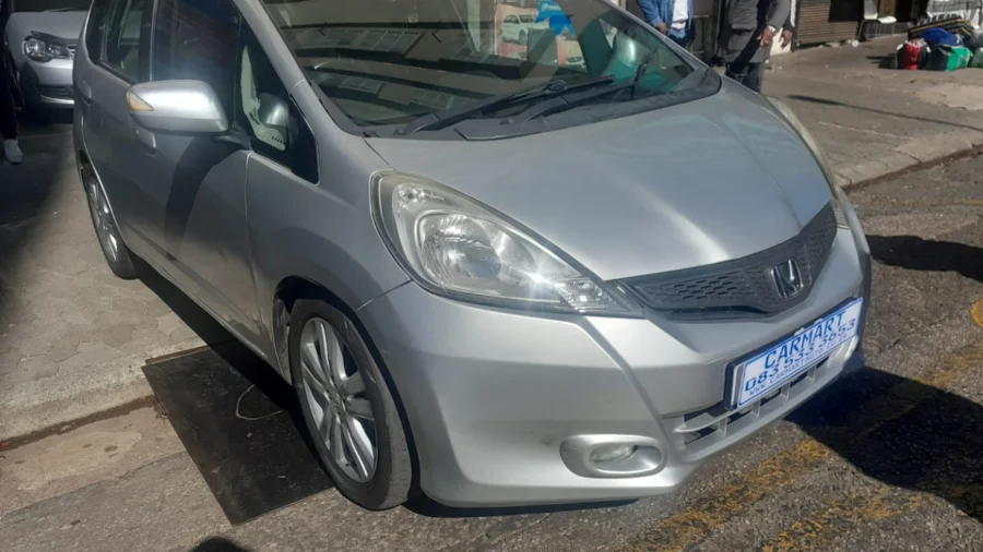 Used 2012 Honda Jazz 1.5 - Carmart Auto Dealer Used 2012 Honda Jazz 1.5 - Carmart Auto Dealer