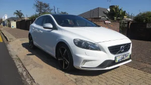 Used 2016 Volvo V40 T4 Inscription auto