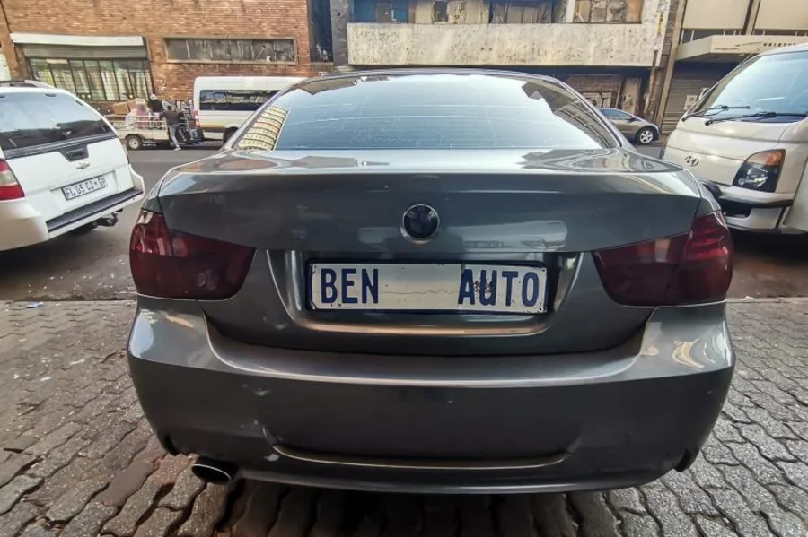 Used  2010 BMW 3 Series 320i - Ben Auto