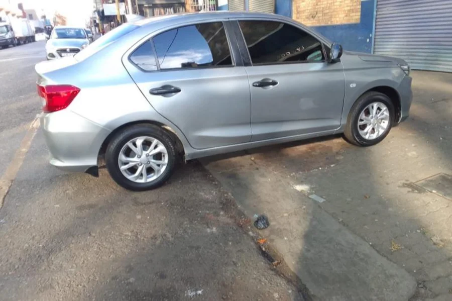 Used 2021 Honda Amaze 1.2 Comfort manual - Andy Auto Used 2021 Honda Amaze 1.2 Comfort manual - Andy Auto