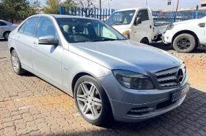 Used  2010 Mercedes Benz C-Class C200 Avantgarde