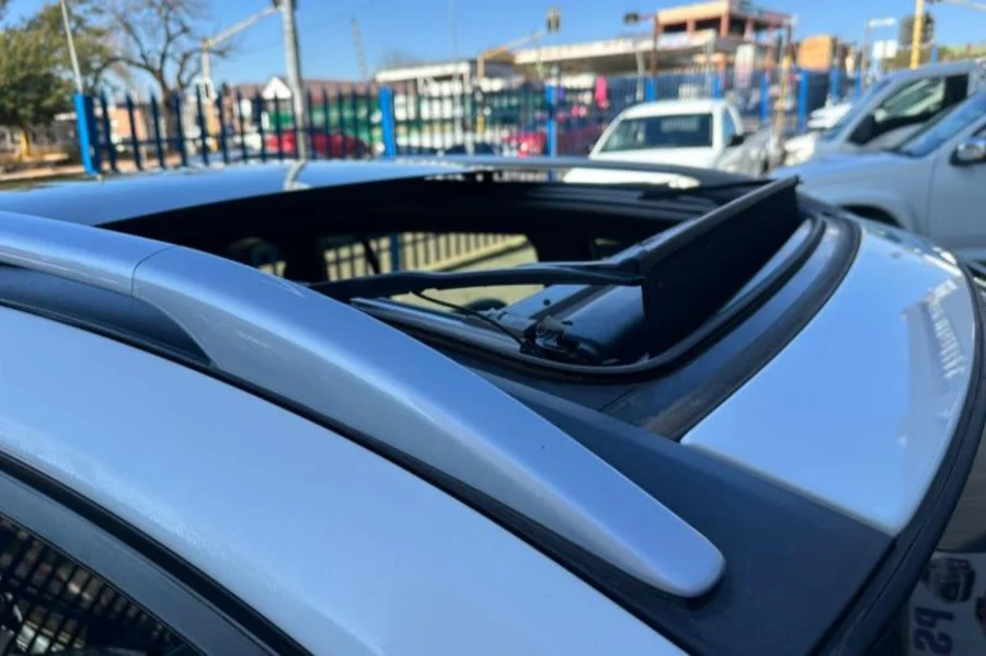 Used 2013 Renault Koleos 2.5 4x4 Dynamique auto - Happy DC Motors Used 2013 Renault Koleos 2.5 4x4 Dynamique auto - Happy DC Motors