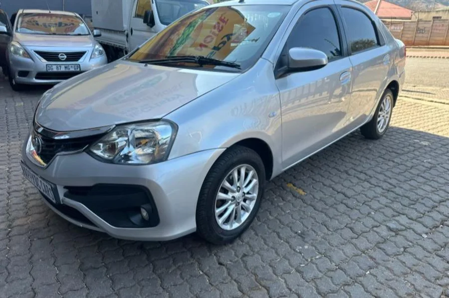 Used  2018 Toyota Etios sedan 1.5 Sprint - Happy DC Motors