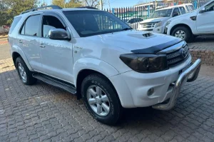 Used  2010 Toyota Fortuner 3.0D-4D