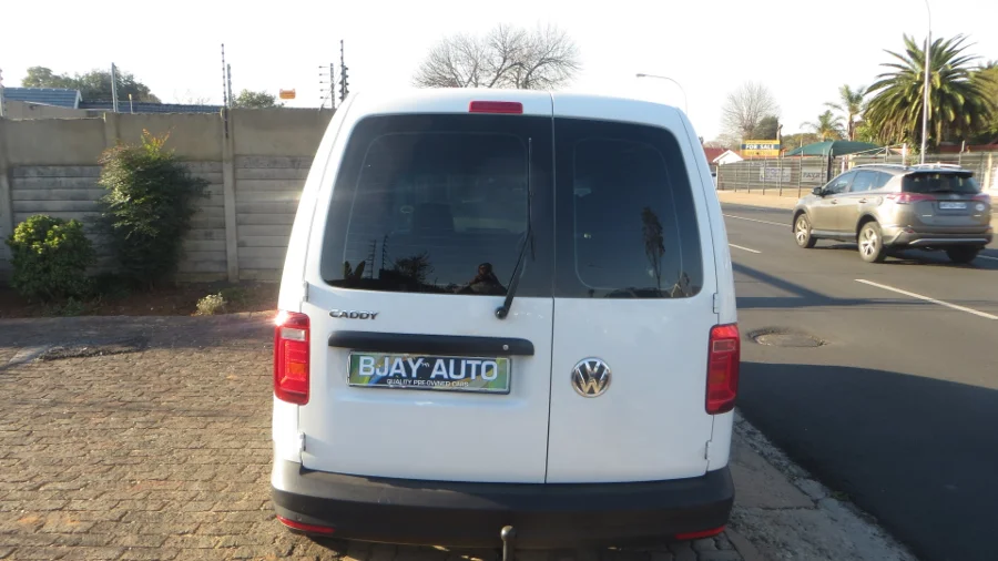 Used 2019 VW Caddy Maxi 2.0TDI crew bus 7-seat - Skyview Autos Used 2019 VW Caddy Maxi 2.0TDI crew bus 7-seat - Skyview Autos