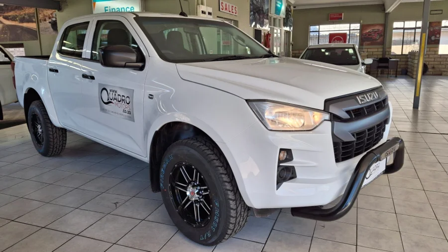 Used 2022 Isuzu D-Max 1.9TD double cab L manual - Quadro Motors Used 2022 Isuzu D-Max 1.9TD double cab L manual - Quadro Motors