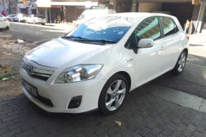 Used  2013 Toyota Auris Hybrid XR