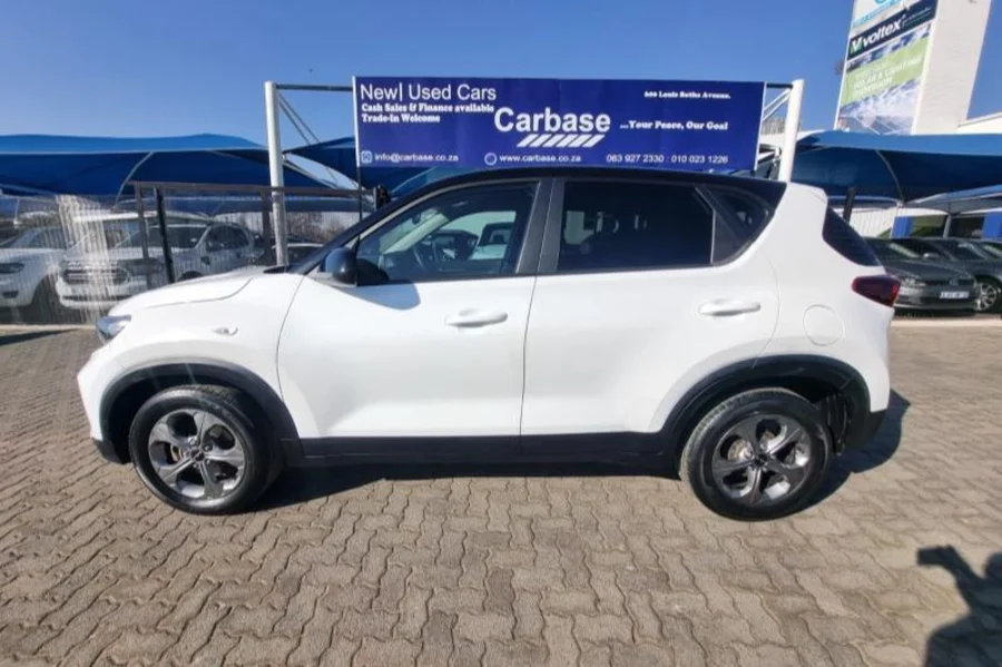 Used 2022 Kia Sonet 1.5 EX manual - Carbase Auto Used 2022 Kia Sonet 1.5 EX manual - Carbase Auto