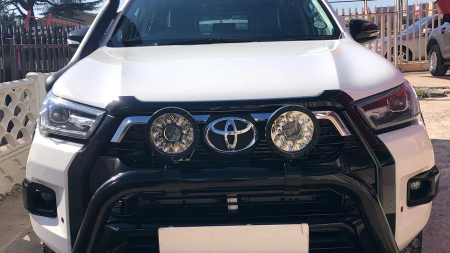 Used  2023 Toyota Hilux 2.4GD-6 double cab 4x4 Raider manual - SG Cars