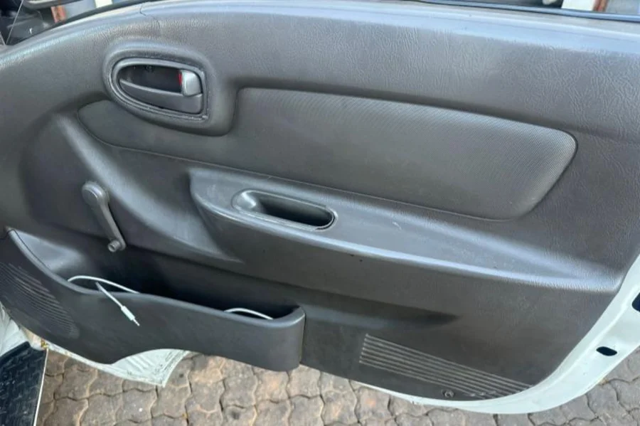 Used  2015 Hyundai H-100 Bakkie 2.6D chassis cab - Happy DC Motors