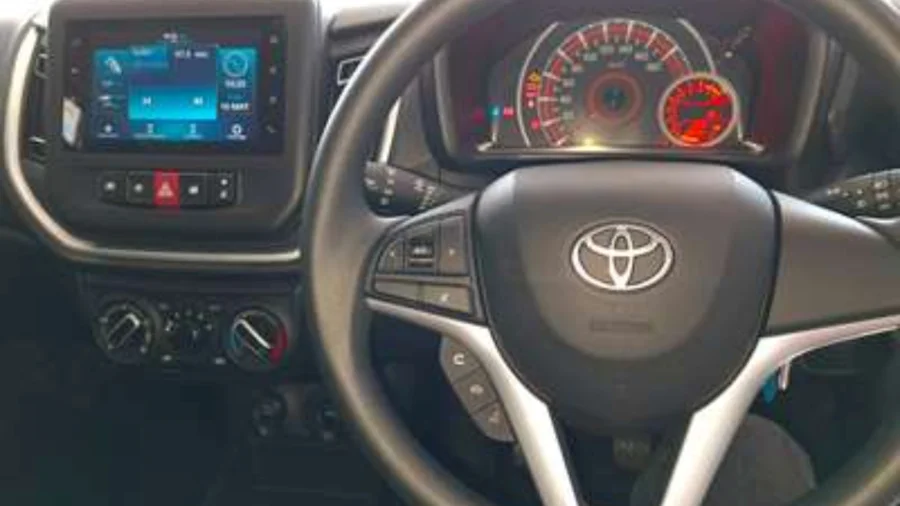 New 2025 Toyota Vitz 1.0 XR manual - Halfway Toyota Honeydew New 2025 Toyota Vitz 1.0 XR manual - Halfway Toyota Honeydew
