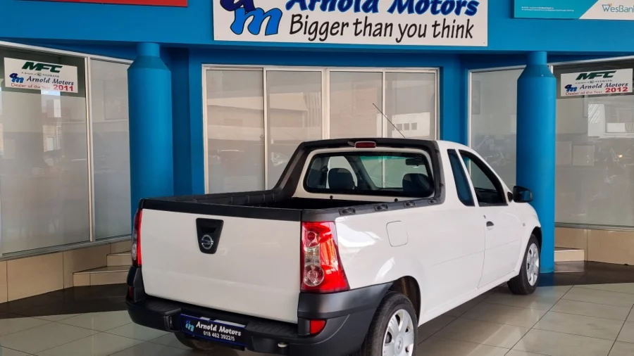Used  2022 Nissan NP200 1.6i Stealth - Arnold Motors CC