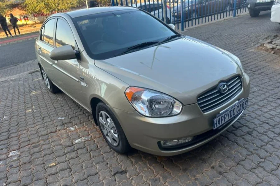Used  2009 Hyundai Accent sedan 1.6 Fluid auto - Happy DC Motors