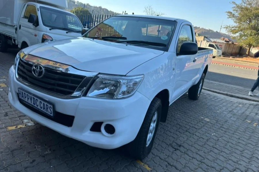 Used 2008 Toyota Hilux 2.5D-4D - Happy DC Motors Used 2008 Toyota Hilux 2.5D-4D - Happy DC Motors