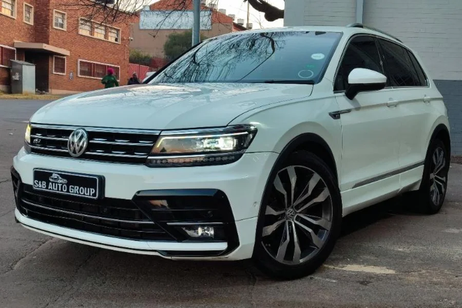 Used 2017 Volkswagen Tiguan 2.0TDI 4Motion Comfortline R-Line - Venture Giant Investment Used 2017 Volkswagen Tiguan 2.0TDI 4Motion Comfortline R-Line - Venture Giant Investment