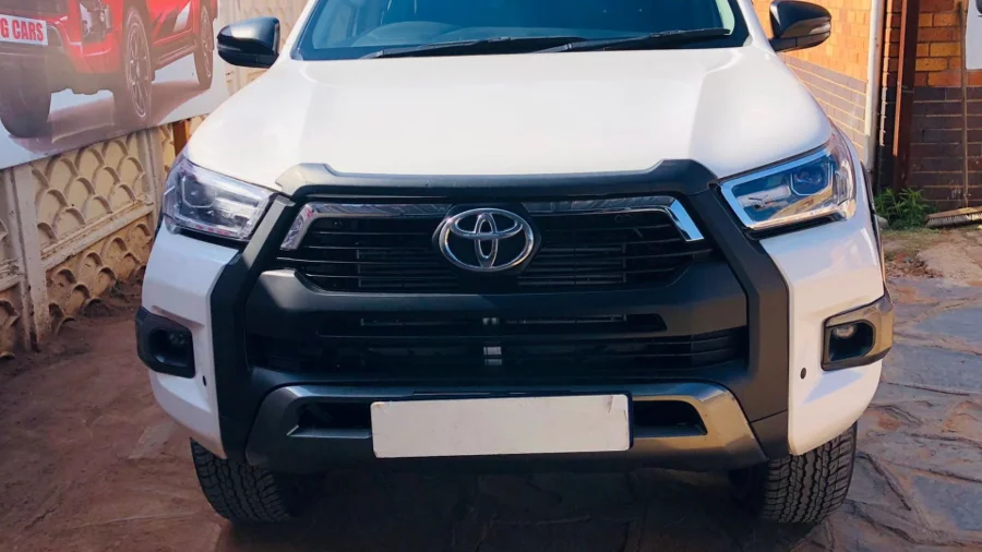 Used  2020 Toyota Hilux 2.4GD-6 double cab 4x4 Raider manual - SG Cars