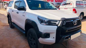 Used  2020 Toyota Hilux 2.4GD-6 double cab 4x4 Raider manual