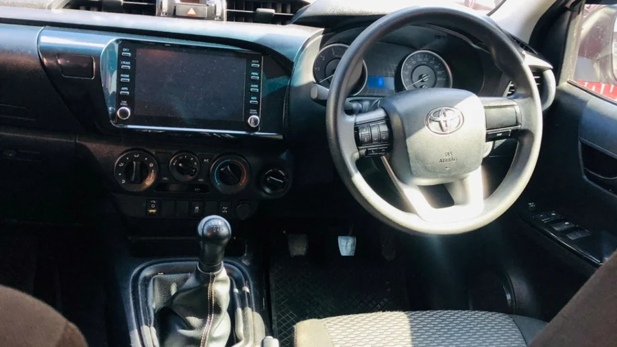 Used  2020 Toyota Hilux 2.4GD-6 double cab 4x4 Raider manual - SG Cars