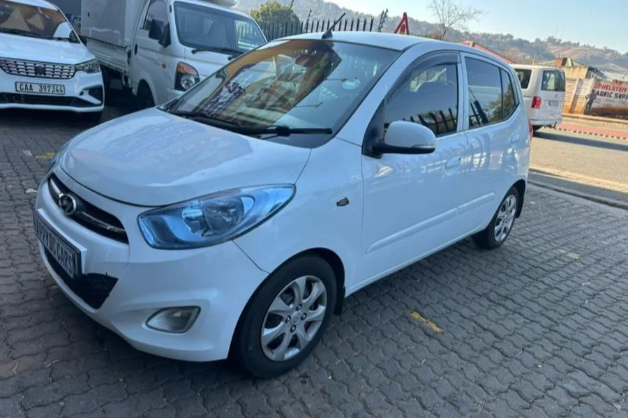 Used  2013 Hyundai i10 1.2 GLS - Happy DC Motors