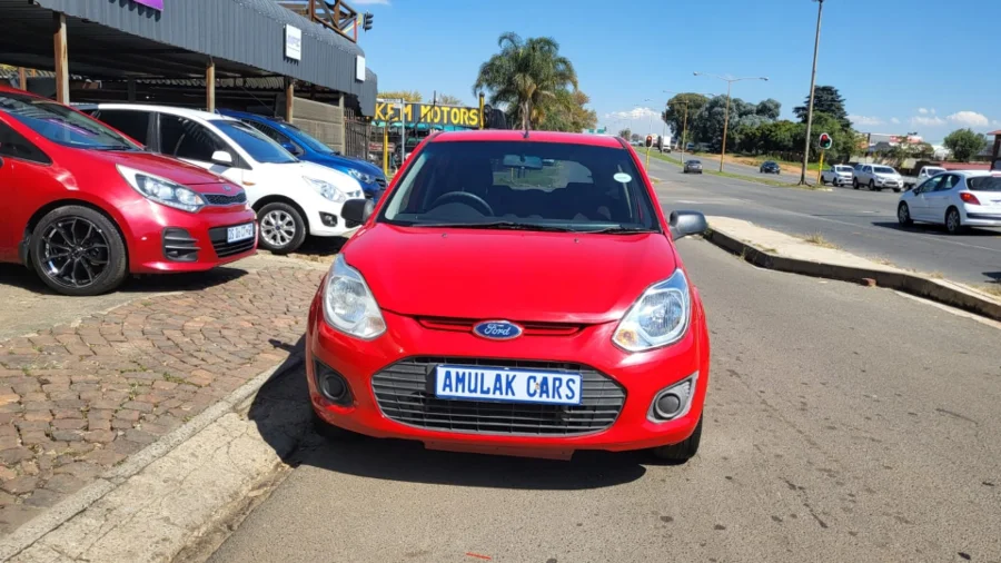 Used 2013 Ford Figo hatch 1.5TDCi Trend - Amulak Cars Used 2013 Ford Figo hatch 1.5TDCi Trend - Amulak Cars