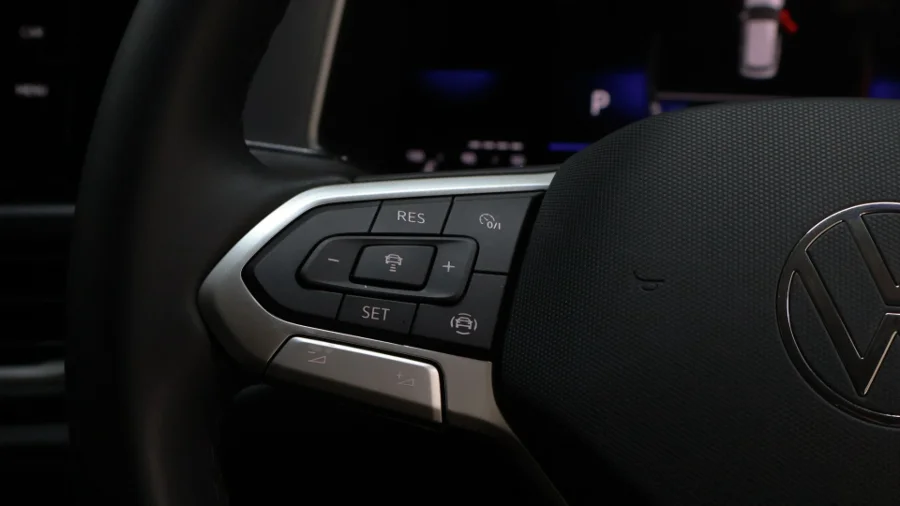 Demo 2025 VW T-Roc 1.4TSI 110kW Design - McCarthy VW Menlyn Demo 2025 VW T-Roc 1.4TSI 110kW Design - McCarthy VW Menlyn