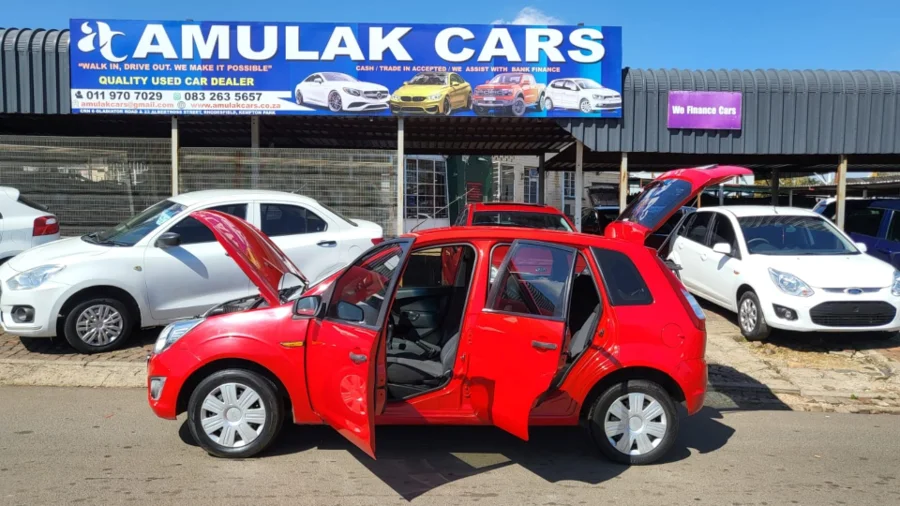 Used 2013 Ford Figo hatch 1.5TDCi Trend - Amulak Cars Used 2013 Ford Figo hatch 1.5TDCi Trend - Amulak Cars
