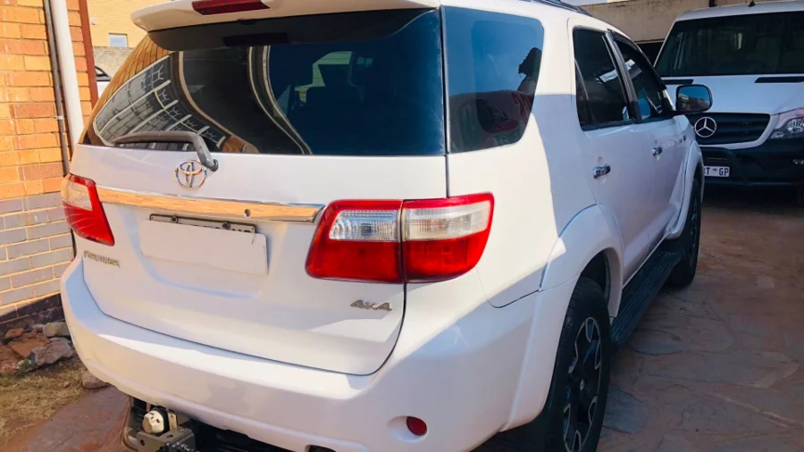Used  2011 Toyota Fortuner 3.0D-4D 4x4 - SG Cars