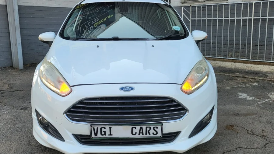 Used 2013 Ford Fiesta 5-door 1.0T Titanium - Venture Giant Investment